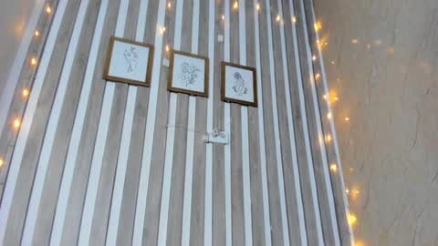 mariana  online show from January 28, 1:08 am