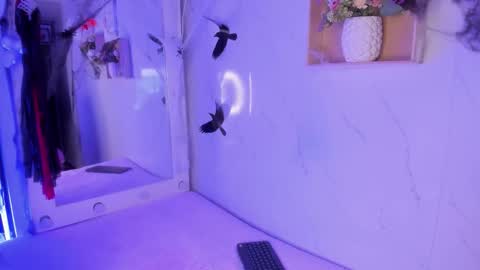 mariana  online show from October 28, 4:49 am