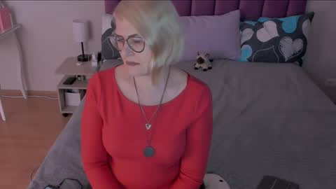 Sabrina MacMarren online show from February 16, 4:21 pm