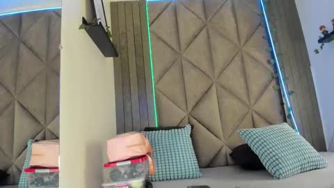 S A B R I N A  online show from December 19, 11:39 am