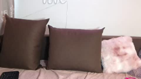 Snapshot of sabrinee__xx_divine chatting on June 29, 7:47 am sabrinee__xx_divine online show from June 29, 7:47 am