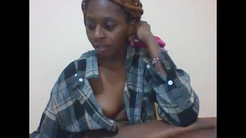 Snapshot of sabsexy5 chatting on April 22, 6:20 pm sabsexy5 online show from April 22, 6:20 pm