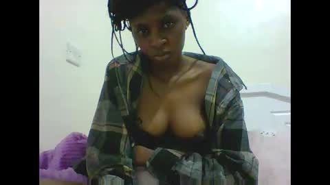 Snapshot of sabsexy5 chatting on June 1, 6:42 pm sabsexy5 online show from June 1, 6:42 pm