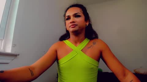 Sacha online show from December 5, 6:44 pm