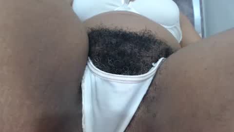 Sacha  Macgregor online show from April 18, 5:00 am