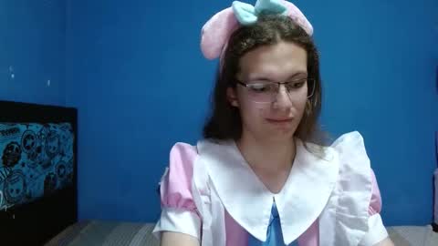 Snapshot of sachi_cosplayer chatting on February 10, 10:36 pm sachi_cosplayer online show from February 10, 10:36 pm