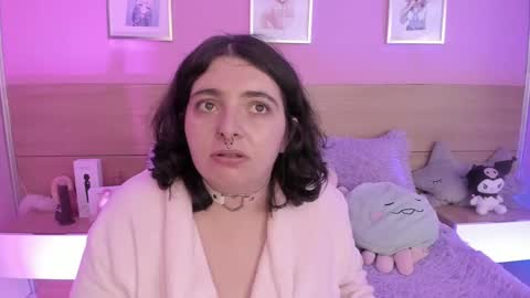 Ig  online show from February 15, 2:33 pm