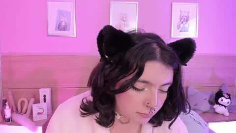 Ig  online show from March 8, 1:36 pm