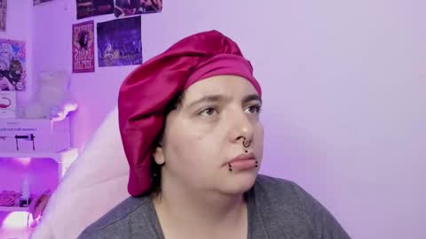 Ig  online show from November 6, 11:44 am