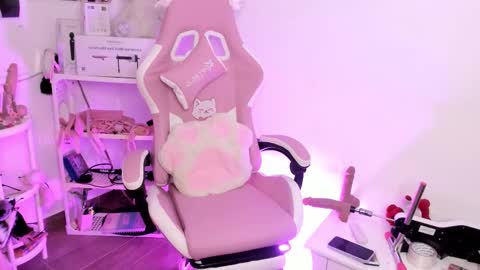 Ig  online show from November 14, 11:53 am