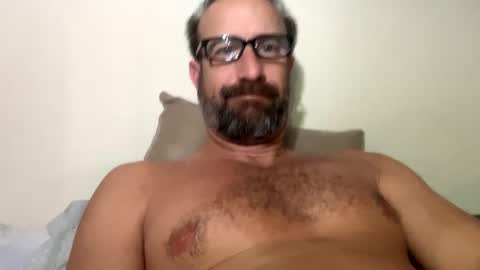 Snapshot of sackskincreamer chatting on February 12, 1:06 pm R online show from February 12, 1:06 pm