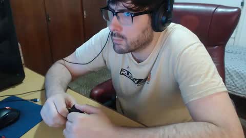 Snapshot of sacoa chatting on December 6, 12:02 am Sacoa online show from December 6, 12:02 am