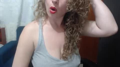 Snapshot of sacrletardiente chatting on April 9, 2:00 pm sacrletardiente online show from April 9, 2:00 pm