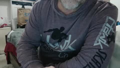 dadbod online show from January 18, 3:10 am