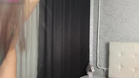 Snapshot of sacura_sacura chatting on January 24, 4:17 pm Sacura online show from January 24, 4:17 pm