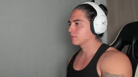 Im CryDuran    Instagram   CryDuraann  online show from January 17, 8:56 pm