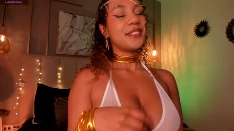 Sophie online show from April 14, 5:24 am