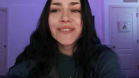 Sadie Renee  online show from October 13, 10:32 pm