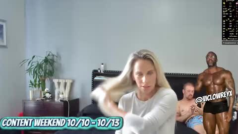 Snapshot of sadierw chatting on September 26, 4:33 pm SadieRW online show from September 26, 4:33 pm