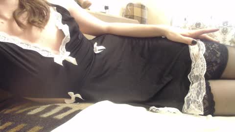 Snapshot of sadmermaid77 chatting on December 28, 9:42 am sadmermaid77 online show from December 28, 9:42 am