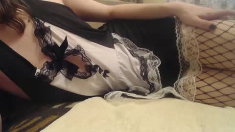 Snapshot of sadmermaid77 chatting on January 30, 12:16 pm sadmermaid77 online show from January 30, 12:16 pm