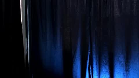 Cami online show from March 5, 7:10 pm