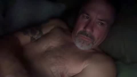 Snapshot of safetynett chatting on October 1, 5:24 am safetynett online show from October 1, 5:24 am