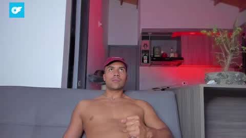 Snapshot of sag_1998 chatting on March 4, 9:40 am Sag online show from March 4, 9:40 am