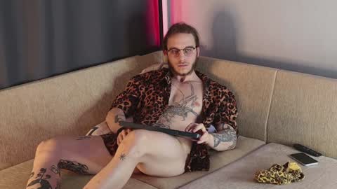 Adam online show from January 12, 8:46 am