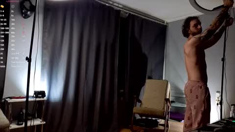 Adam online show from November 21, 5:06 am