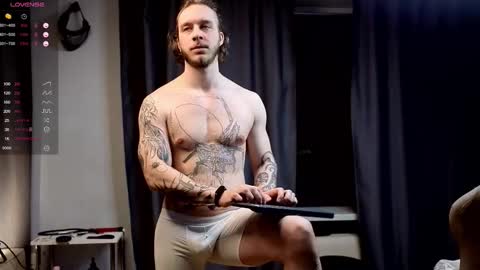 Adam online show from December 16, 4:39 am