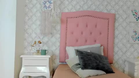 Cattleya online show from March 4, 11:40 am