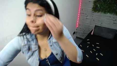 Snapshot of sago_dupont chatting on October 13, 5:46 pm sago_dupont online show from October 13, 5:46 pm