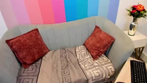 Snapshot of sahamaran_desiri chatting on April 15, 8:53 pm sahamaran_desiri online show from April 15, 8:53 pm