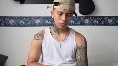 Sahara y Thiago online show from February 12, 2:34 pm