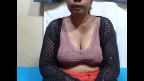 Snapshot of sahobelle chatting on June 2, 2:02 am sahobelle online show from June 2, 2:02 am