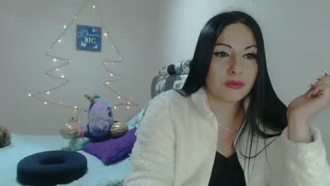 Snapshot of sahotlove1 chatting on December 24, 1:38 am Karina online show from December 24, 1:38 am