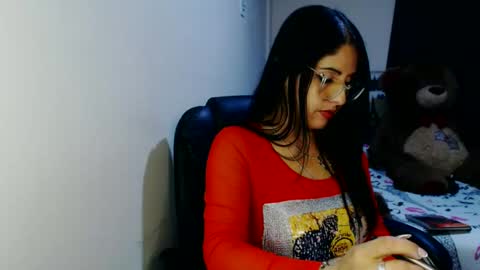 Snapshot of sahotlove1 chatting on October 10, 2:10 am Karina online show from October 10, 2:10 am