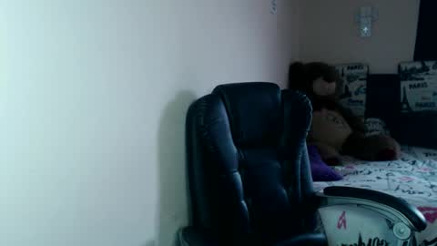 Snapshot of sahotlove1 chatting on October 12, 4:39 pm Karina online show from October 12, 4:39 pm