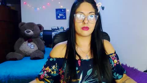 Karina online show from November 14, 1:48 am