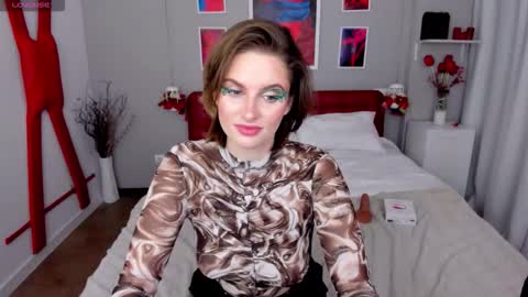 Adel online show from November 7, 7:30 am