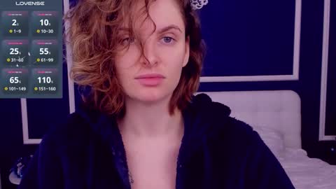 Adel online show from December 3, 10:24 am