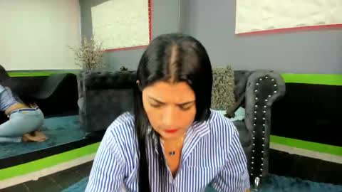 Sailon online show from November 15, 3:08 pm