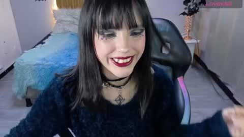 Snapshot of sailor_moon07 chatting on October 8, 5:05 am sailor online show from October 8, 5:05 am