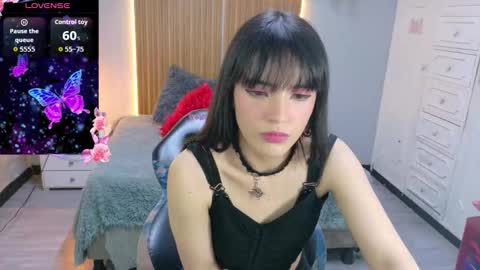 Snapshot of sailor_moon07 chatting on January 9, 4:26 am sailor online show from January 9, 4:26 am