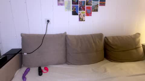 Sofia online show from February 18, 4:48 pm