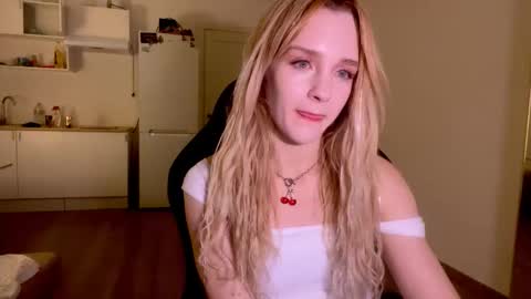 Sofia online show from December 20, 8:27 pm