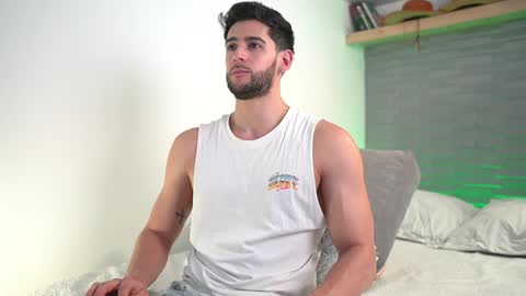 saimon  online show from December 3, 2:47 am