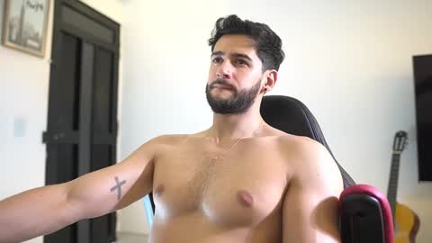 saimon  online show from November 9, 9:02 pm