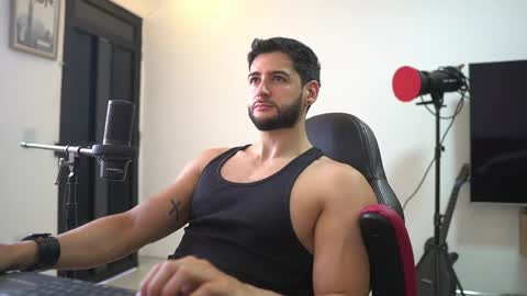 saimon  online show from April 23, 3:47 pm